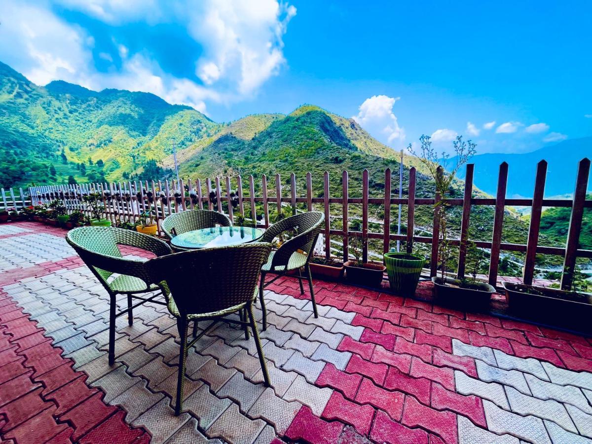 Kempty Myst Resort, Mussoorie - A Comfortable Stay Экстерьер фото
